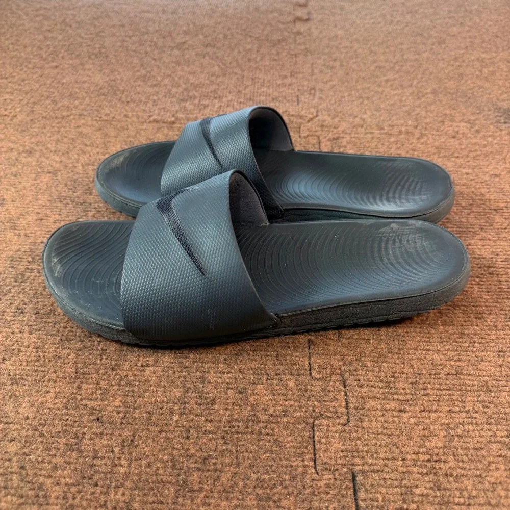Nike gym fit comfy Kawa Shower Slide Mens 12 Black Athletic Sandals 832646-012